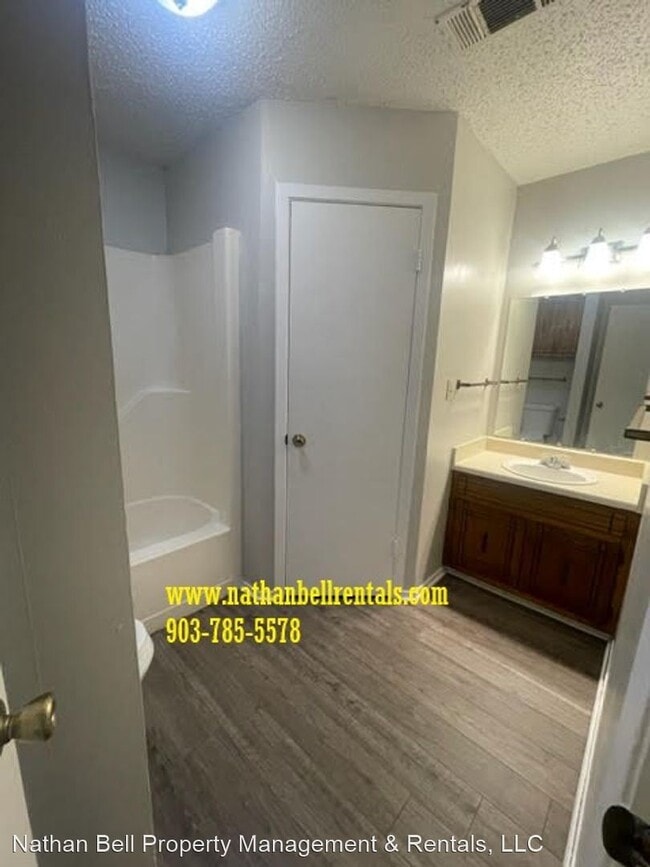 Building Photo - 1 br, 1 bath House - 1290 E Houston St
