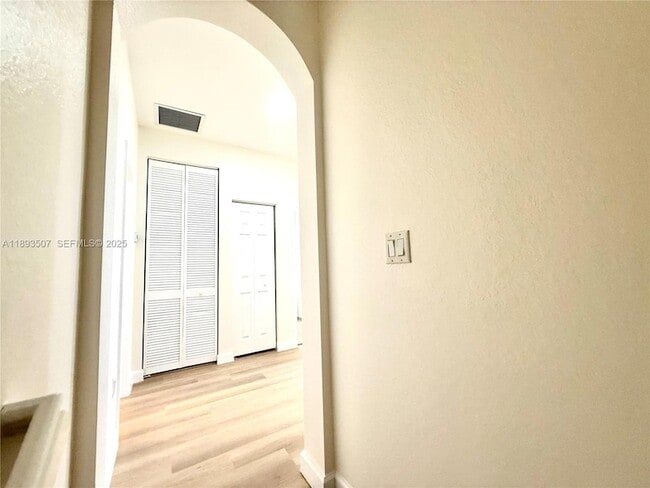 Building Photo - 9446 SW 170th Passage