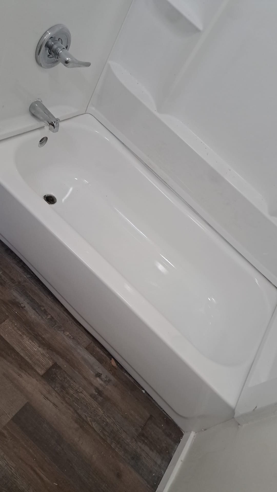 Building Photo - 916 Fairway Dr NW