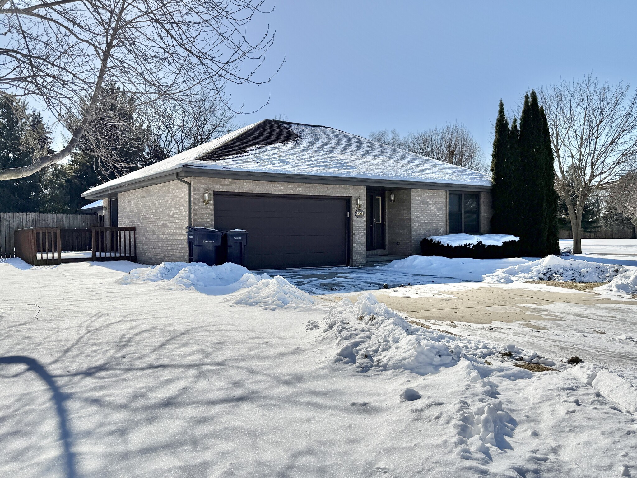 Building Photo - 3204 Westminster Rd