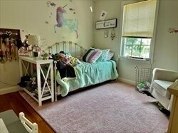 Building Photo - 84 Chapel St