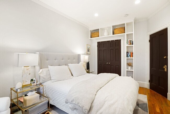 Building Photo - 110 Union Pk St