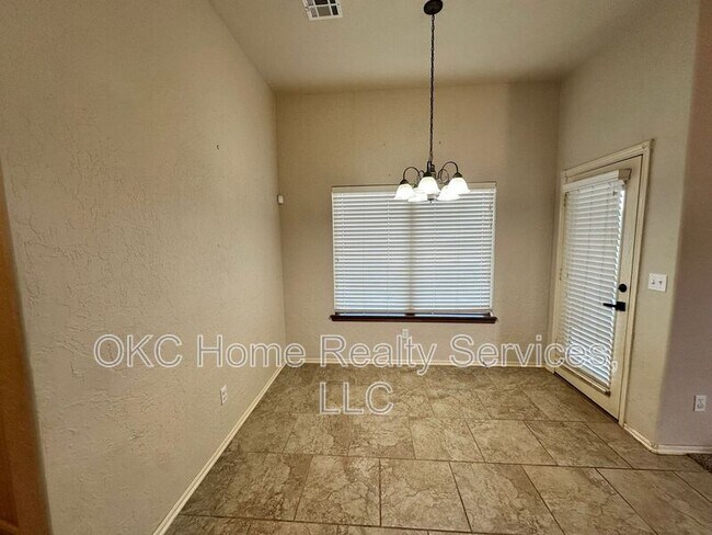 Building Photo - 1909 NE 32nd St