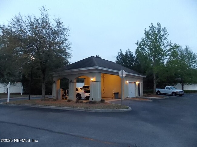 Building Photo - 8290 GATE W Pky