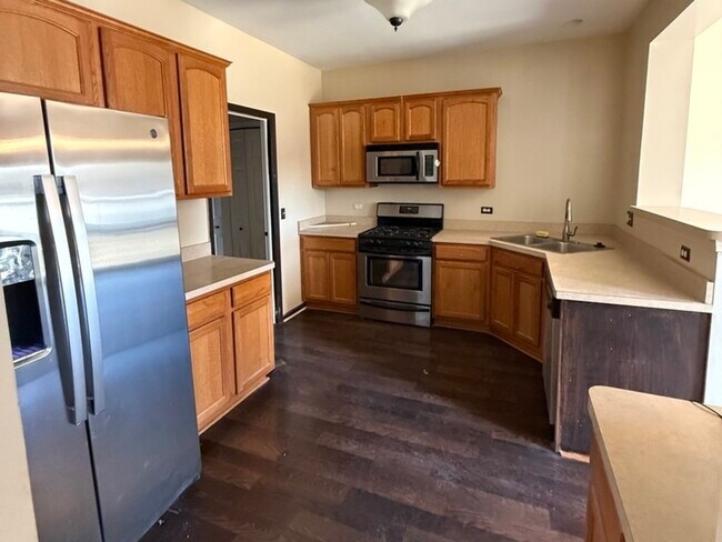 Building Photo - 286 Wolverine Dr