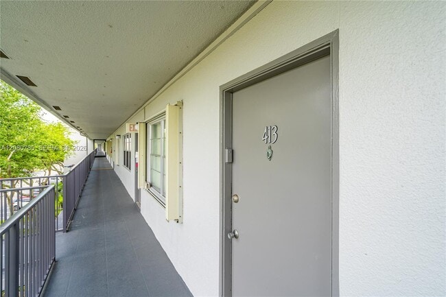 Building Photo - 300 SW 134th Way