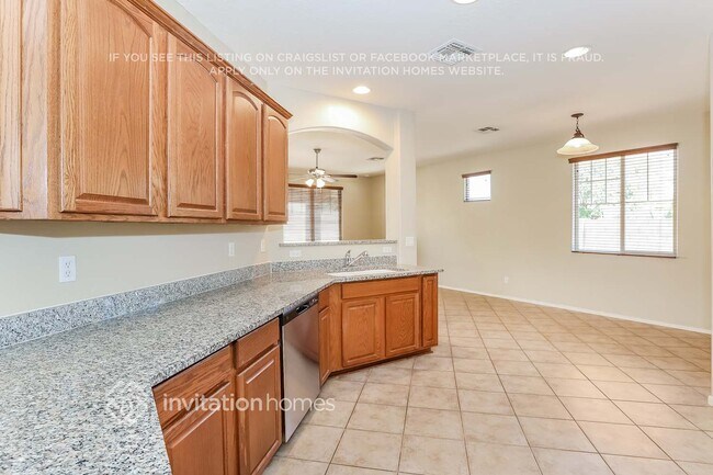 Building Photo - 17682 W Cavedale Dr