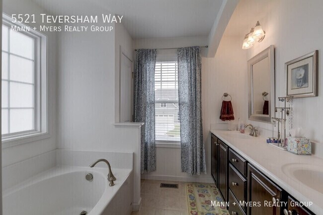 Building Photo - 5521 Teversham Way