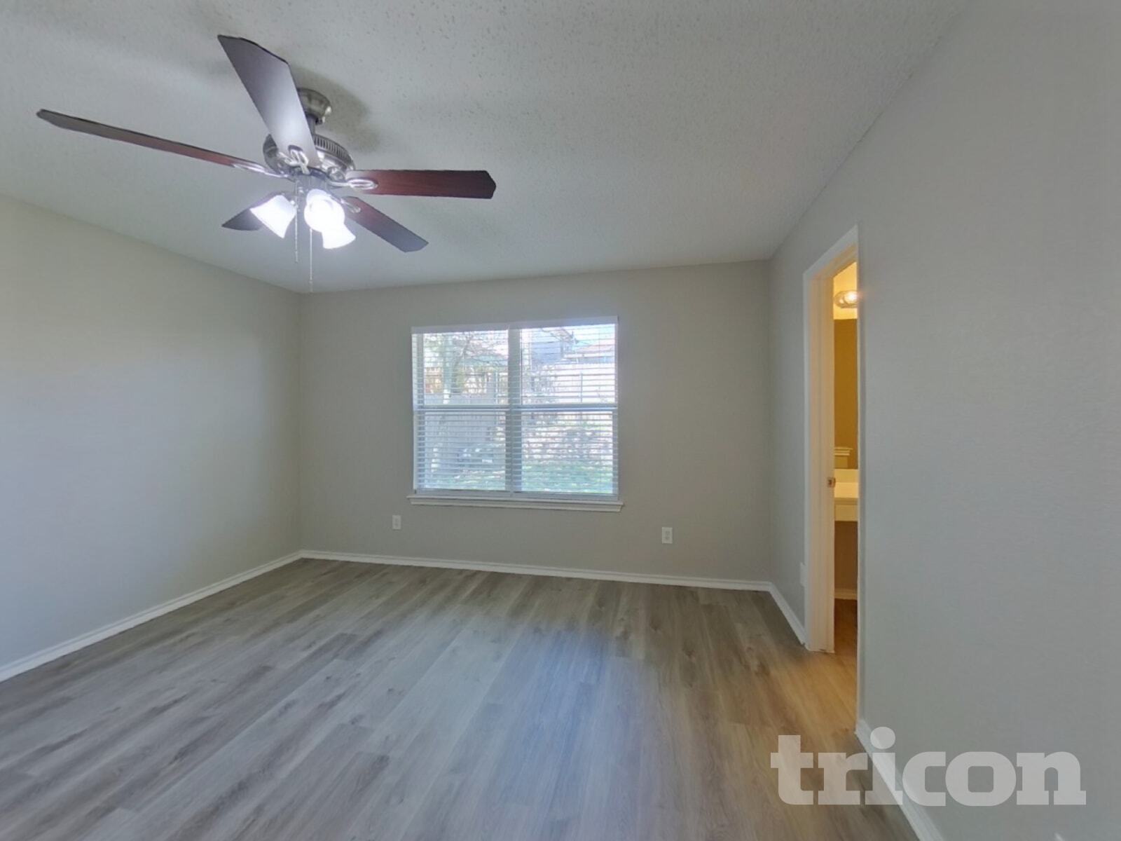 Building Photo - 10100 Chapel Oak Trail