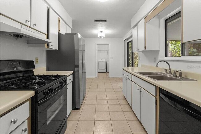 Building Photo - 4344 NW 30th Ter