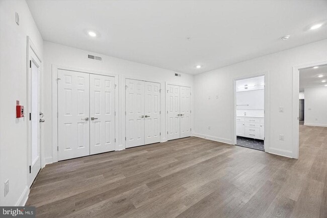 Building Photo - 838 S 51st St