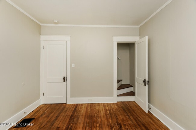 Building Photo - 1832 W Kentucky St