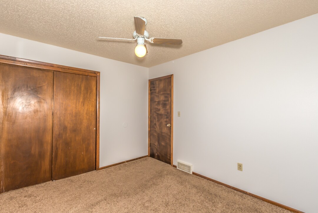 Bedroom 3 - 4482 North Grant Avenue