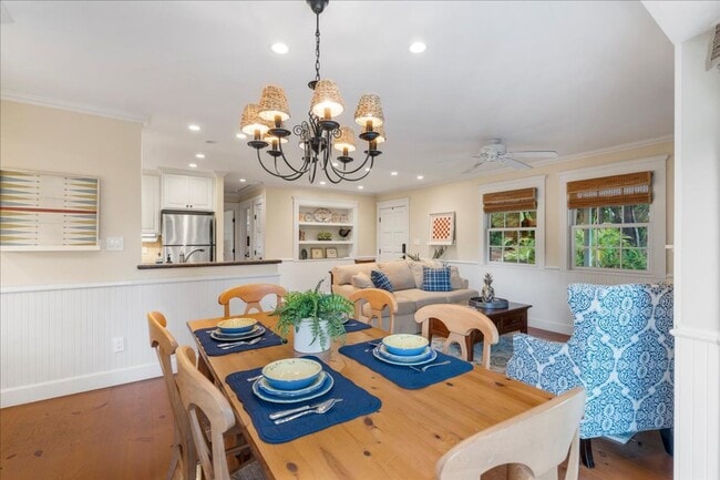 Building Photo - 2 Bedroom, 1 Bath furnished Cottage