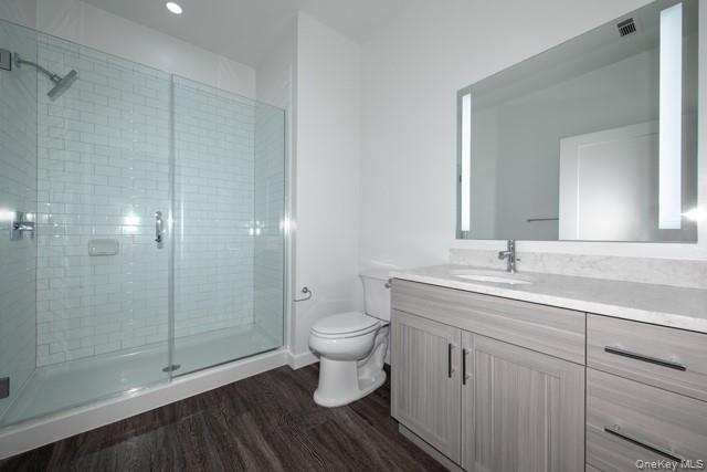 Building Photo - 119 Searing Ave