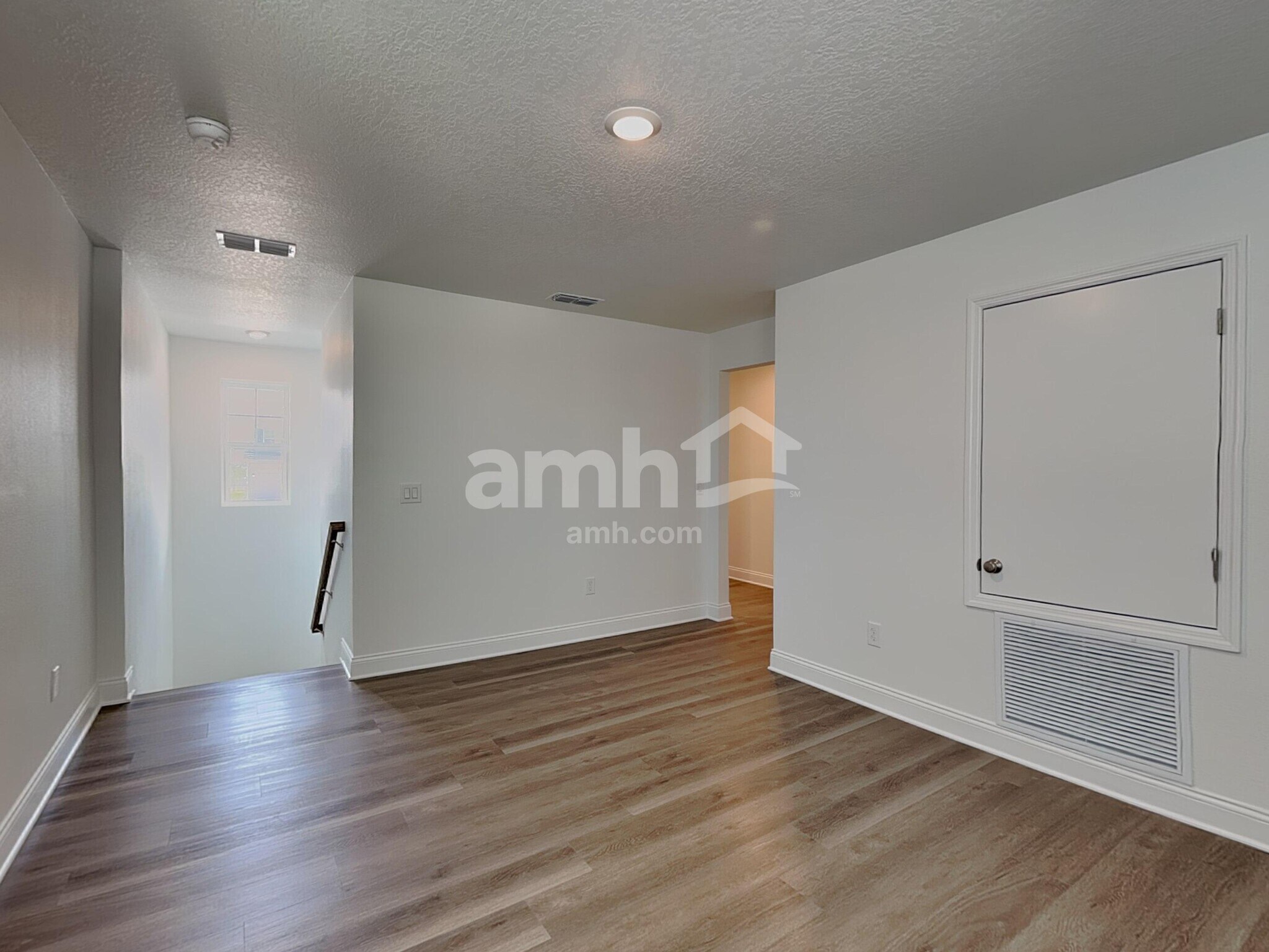 Building Photo - 16393 Aubergine Aly