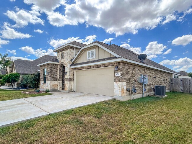 Building Photo - Contemporary 3-Bedroom Near Randolph AFB
