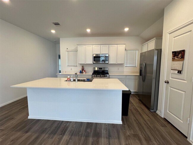 Building Photo - 5131 Winslow Grv Dr