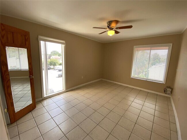 Building Photo - 8602 Huron Ct