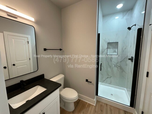 Building Photo - 1042 S Laramie Hts