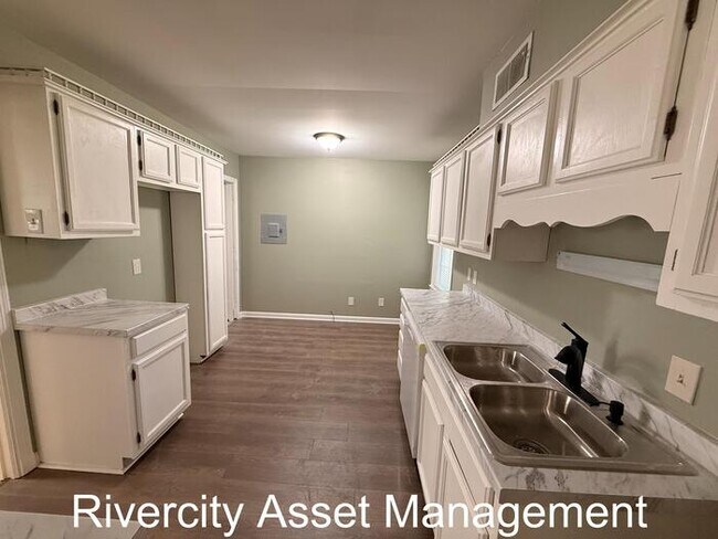 Building Photo - A Must See & Its Section 8 Friendly !!!!!!!