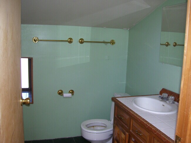 Building Photo - 13527 Lane 5 N