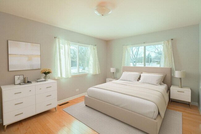 Building Photo - 71 Lake Shore Dr