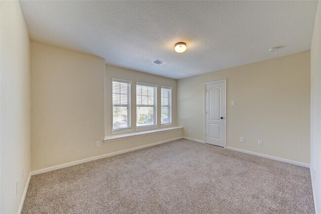 Building Photo - 6027 Mystic Berry Dr