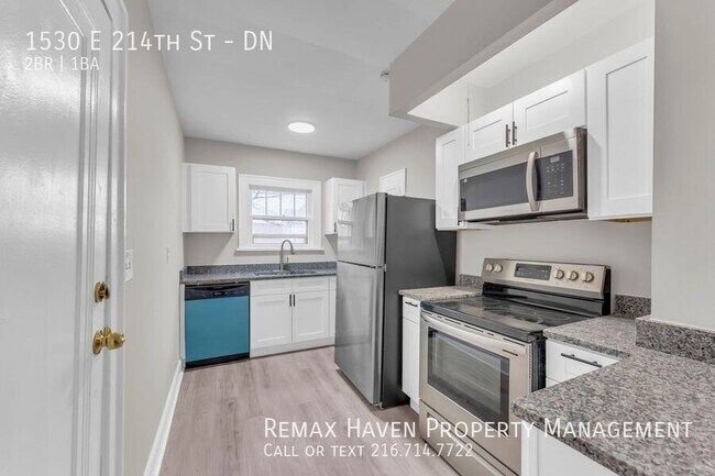 Building Photo - 1530 E 214th St