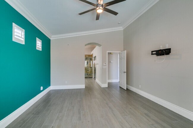 Building Photo - 10002 Long Barrow Ct
