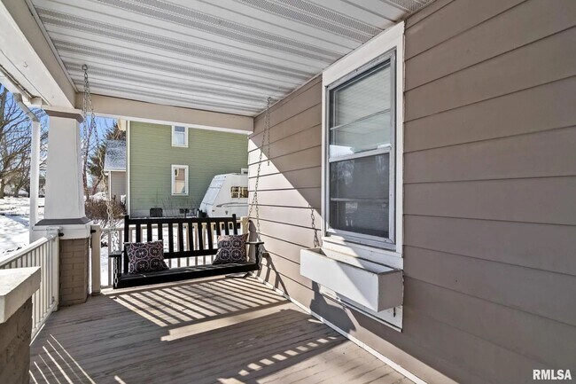 Building Photo - 1039 Osburn Ave