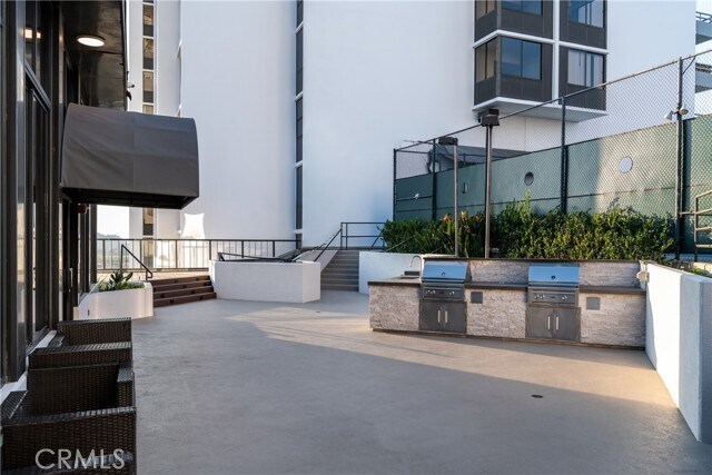 Building Photo - 345 Pioneer Dr