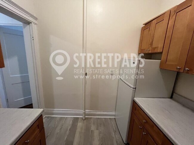 Building Photo - 1 bedroom in Boston MA 02215