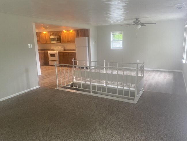 Building Photo - 2449 S Old Highway 141