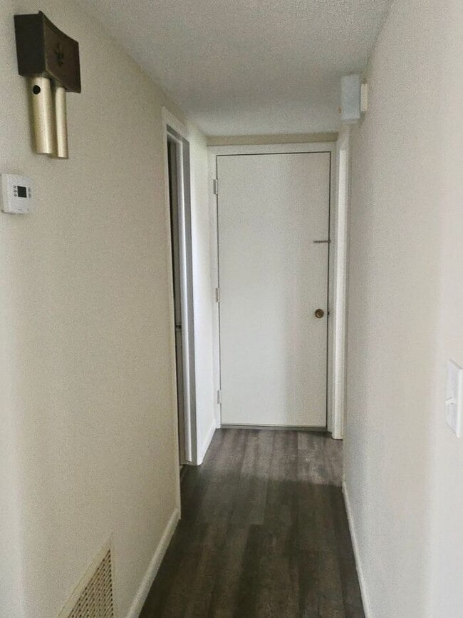 Building Photo - 1 bedroom unit Berrien Springs