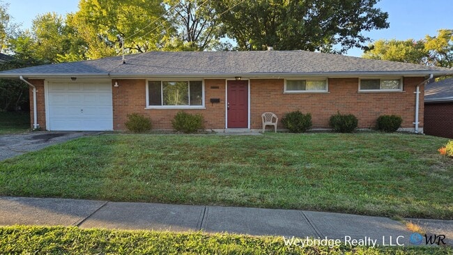 Primary Photo - Beautiful 3 Bedroom 2 Full Bath Home Locat...