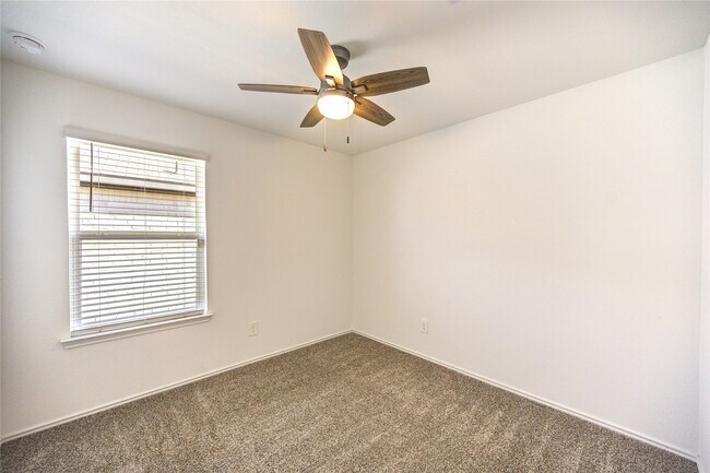 Building Photo - 5406 Castlebury Meadows Dr