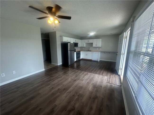 Building Photo - 111 Premiere Ct