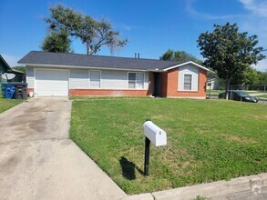 Building Photo - 4731 Belinda Lee St