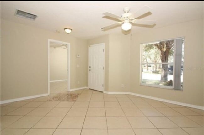 Building Photo - 305 Garden Oak Ct