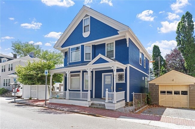 Building Photo - 21 Division St