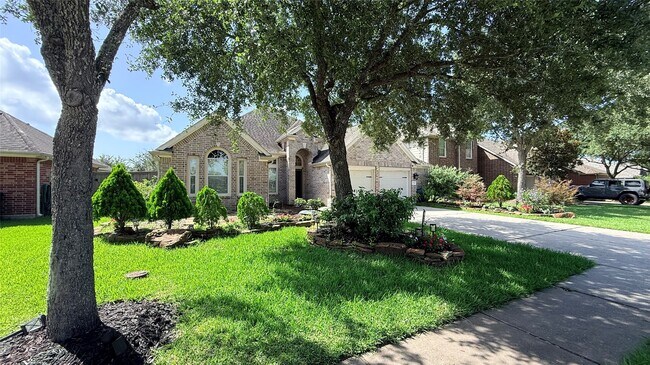 Building Photo - 842 Crystal Bay Ln