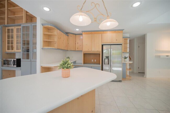 Building Photo - 16623 Park Green Way