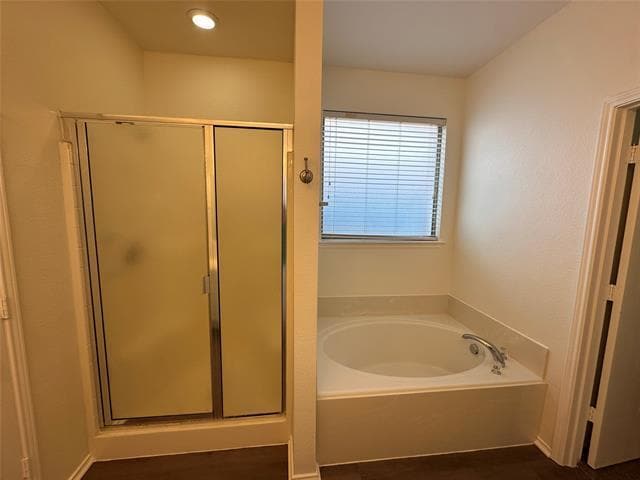 Building Photo - 421 Sandy Creek Dr