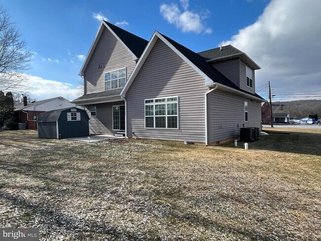 Building Photo - 13046 Monterey Ln