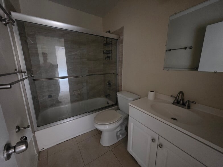 Building Photo - 4485 Barna Ave