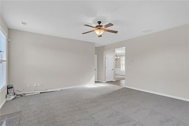 Building Photo - 568 Garden View Ct