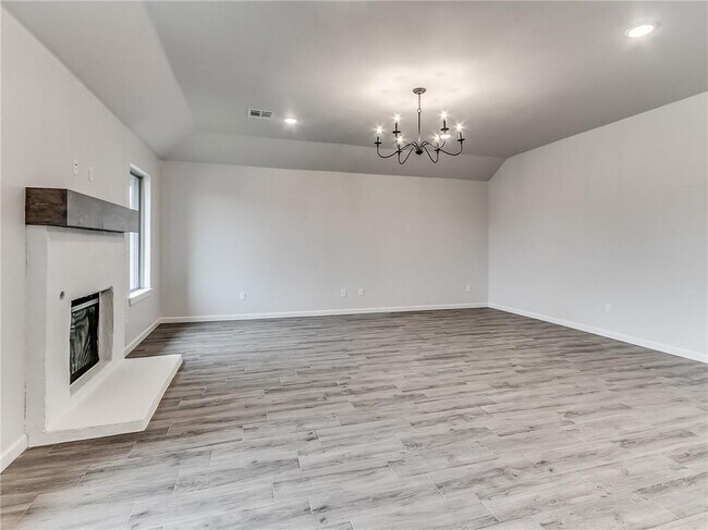 Building Photo - 16705 Monroe Dr