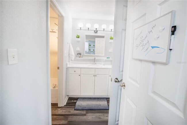 Building Photo - 4816 Snook Dr SE