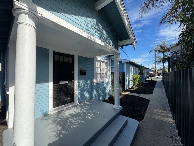 Building Photo - 485 Gaviota Ave